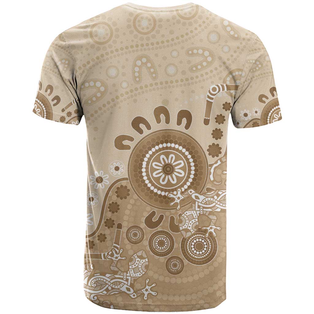 Beige Lizards Australia T Shirt Boomerang Indigenous Art - Aussie Hoodie