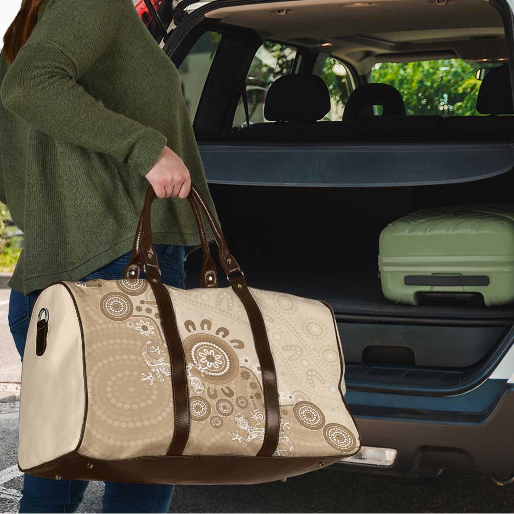 Beige Lizards Australia Travel Bag Boomerang Indigenous Art - Aussie Hoodie