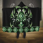 Green Ngaru Taniko With Aotearoa Maori Tattoo Hooded Blanket