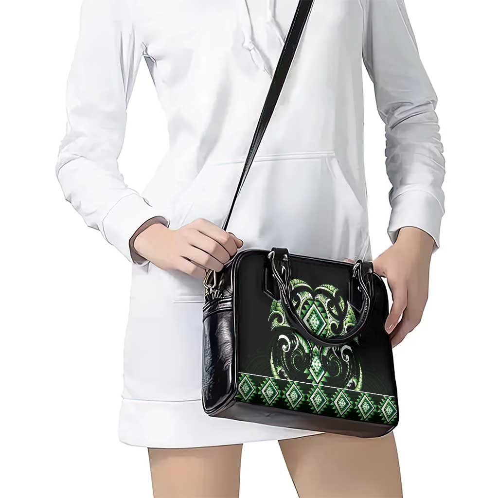 Green Ngaru Taniko With Aotearoa Maori Tattoo Shoulder Handbag