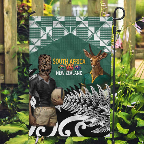 New Zealand South Africa Rugby Garden Flag Springboks Kente All Black Maori Together - Aussie Hoodie