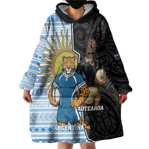 New Zealand Argentina Rugby Custom Wearable Blanket Hoodie 2025 Los Pumas All Black Together - Aussie Hoodie