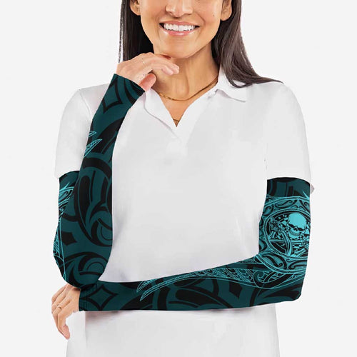 New Zealand Skull Darts Arm Sleeves Aotearoa Maori Chest Tattoo Stylized Teal - Aussie Hoodie
