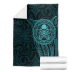 New Zealand Skull Darts Blanket Aotearoa Maori Chest Tattoo Stylized Teal - Aussie Hoodie