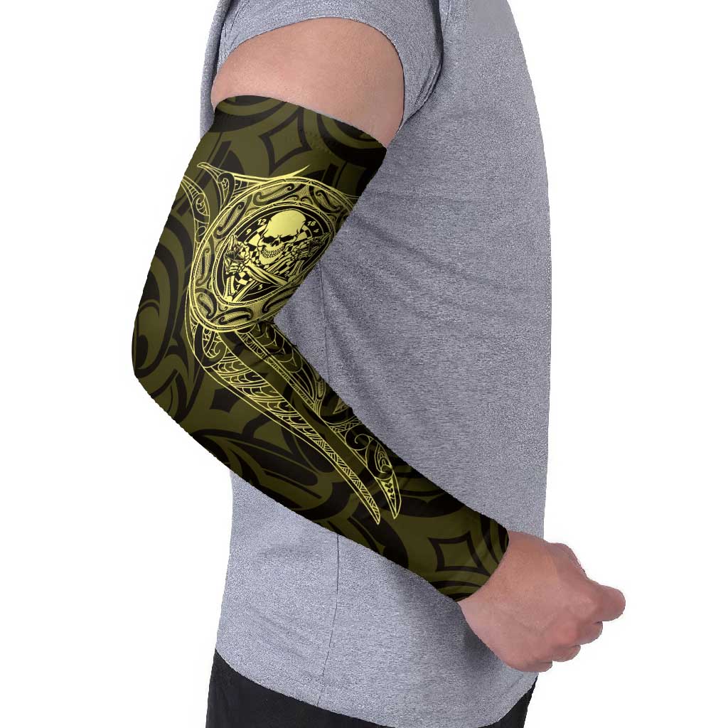 New Zealand Skull Darts Arm Sleeves Aotearoa Maori Chest Tattoo Stylized Gold - Aussie Hoodie