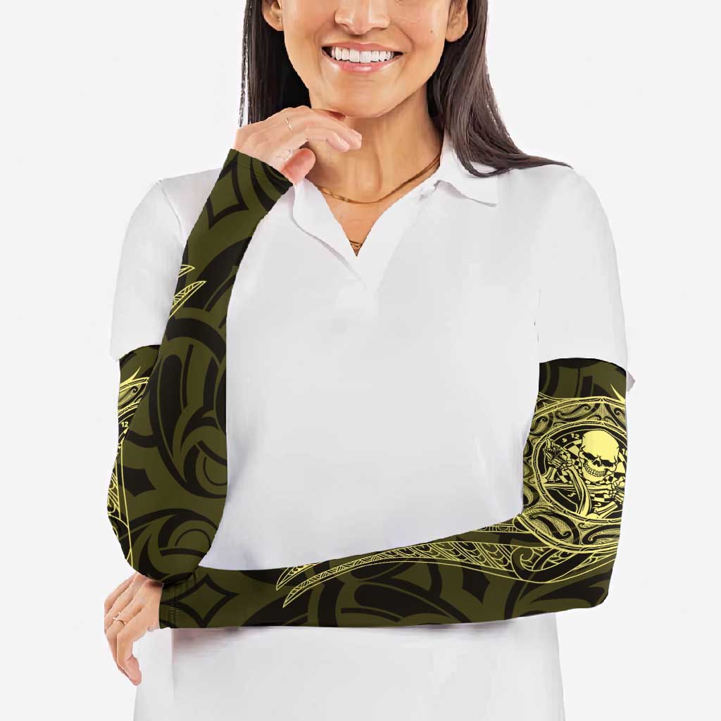 New Zealand Skull Darts Arm Sleeves Aotearoa Maori Chest Tattoo Stylized Gold - Aussie Hoodie