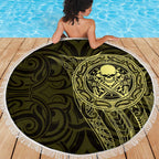New Zealand Skull Darts Beach Blanket Aotearoa Maori Chest Tattoo Stylized Gold - Aussie Hoodie