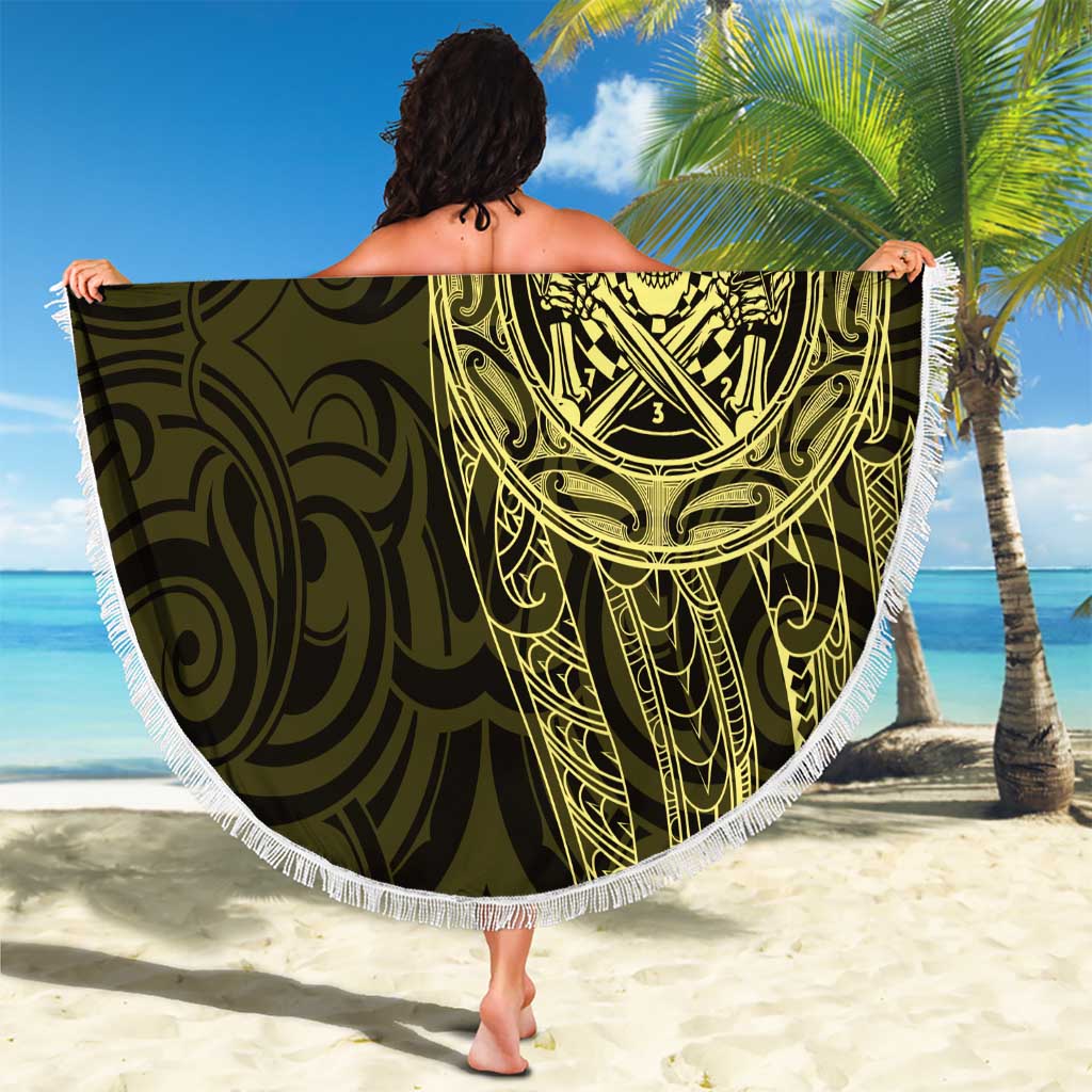 New Zealand Skull Darts Beach Blanket Aotearoa Maori Chest Tattoo Stylized Gold - Aussie Hoodie