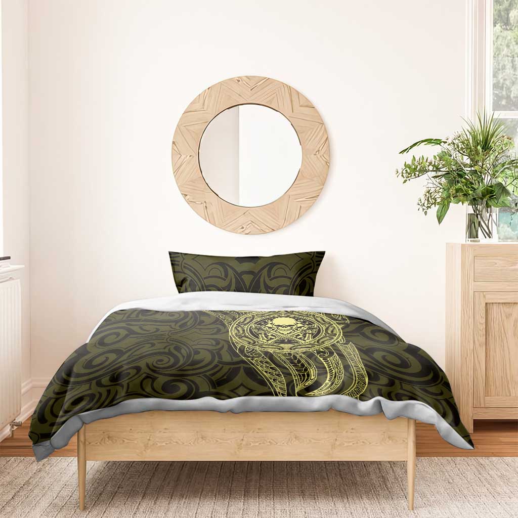 New Zealand Skull Darts Bedding Set Aotearoa Maori Chest Tattoo Stylized Gold - Aussie Hoodie