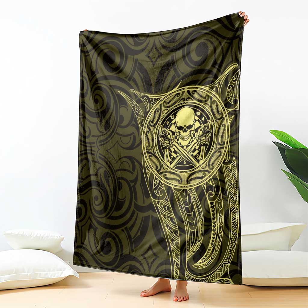 New Zealand Skull Darts Blanket Aotearoa Maori Chest Tattoo Stylized Gold - Aussie Hoodie