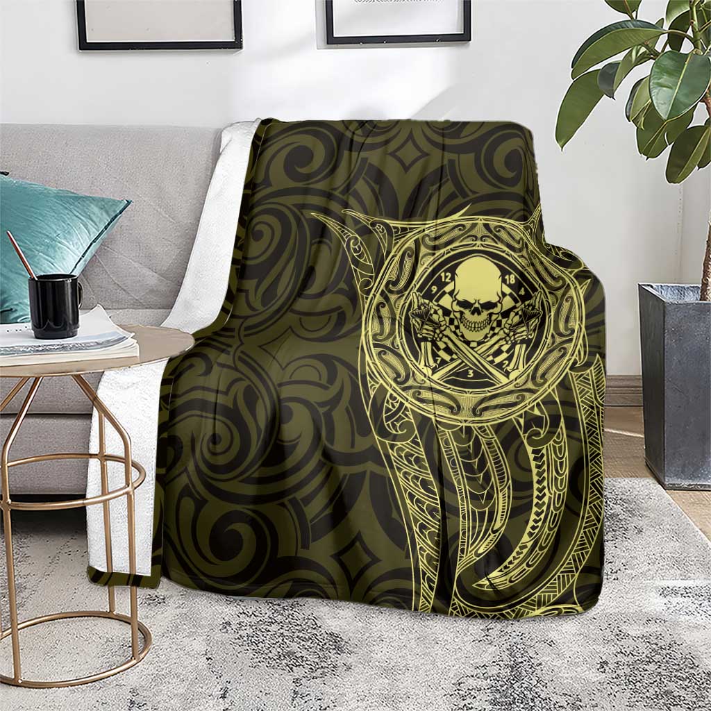 New Zealand Skull Darts Blanket Aotearoa Maori Chest Tattoo Stylized Gold - Aussie Hoodie