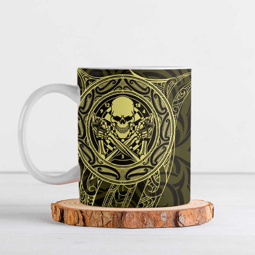 New Zealand Skull Darts Ceramic Mug Aotearoa Maori Chest Tattoo Stylized Gold - Aussie Hoodie