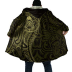 New Zealand Skull Darts Cloak Aotearoa Maori Chest Tattoo Stylized Gold - Aussie Hoodie