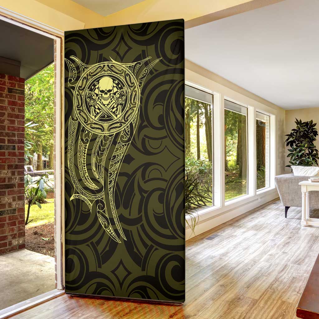 New Zealand Skull Darts Door Cover Aotearoa Maori Chest Tattoo Stylized Gold - Aussie Hoodie
