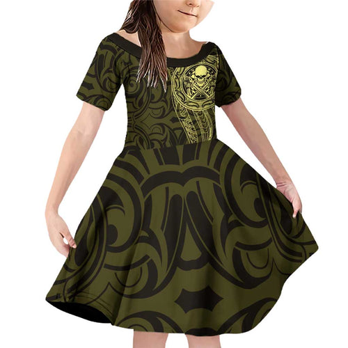 New Zealand Skull Darts Family Matching Off Shoulder Short Dress and Hawaiian Shirt Aotearoa Maori Chest Tattoo Stylized Gold - Aussie Hoodie