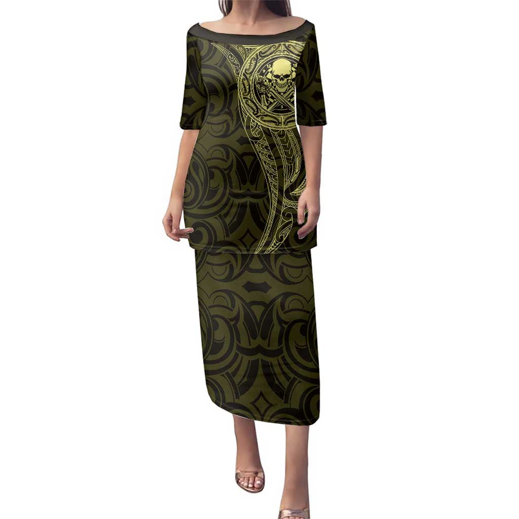 New Zealand Skull Darts Family Matching Puletasi and Hawaiian Shirt Aotearoa Maori Chest Tattoo Stylized Gold - Aussie Hoodie