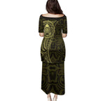 New Zealand Skull Darts Family Matching Puletasi and Hawaiian Shirt Aotearoa Maori Chest Tattoo Stylized Gold - Aussie Hoodie