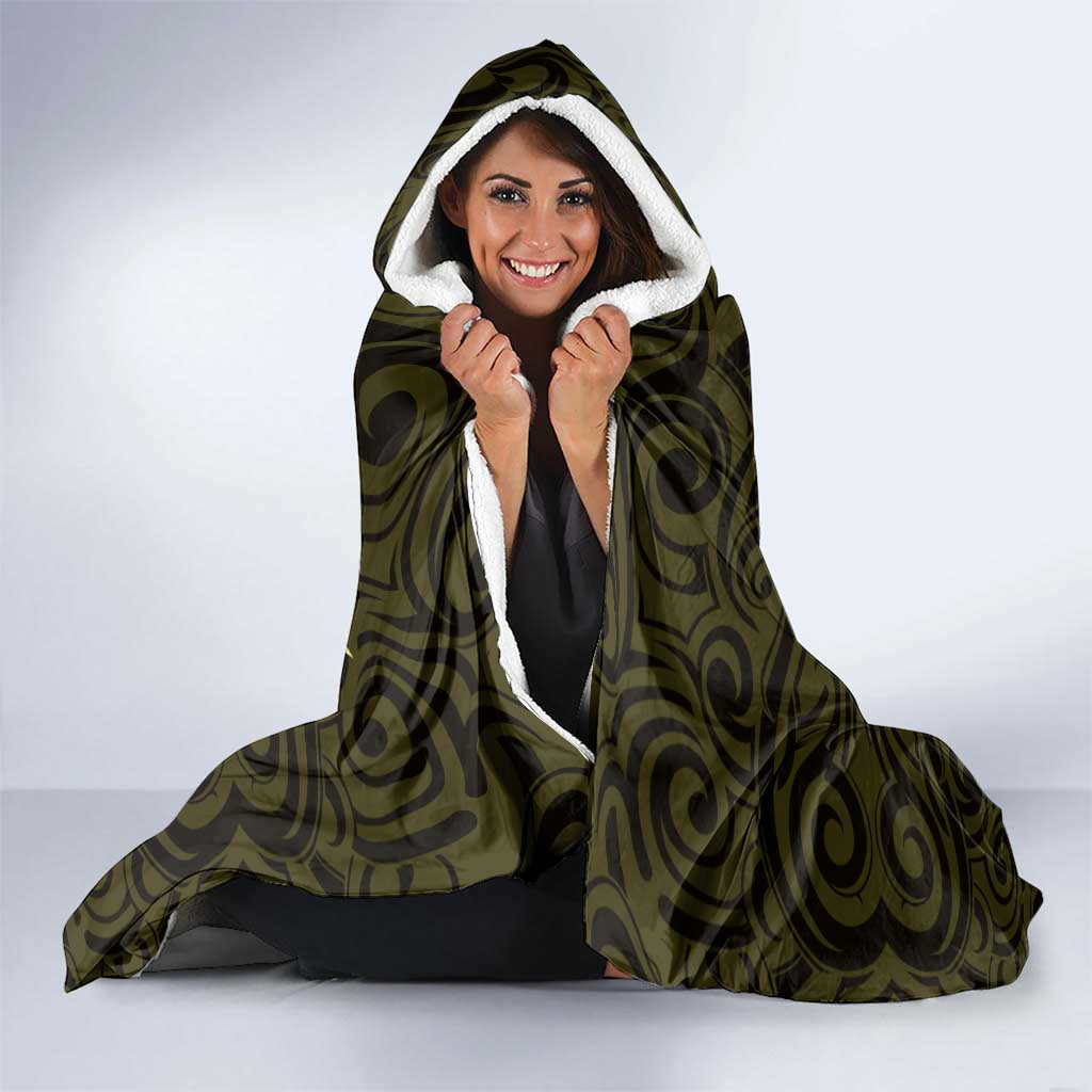 New Zealand Skull Darts Hooded Blanket Aotearoa Maori Chest Tattoo Stylized Gold - Aussie Hoodie