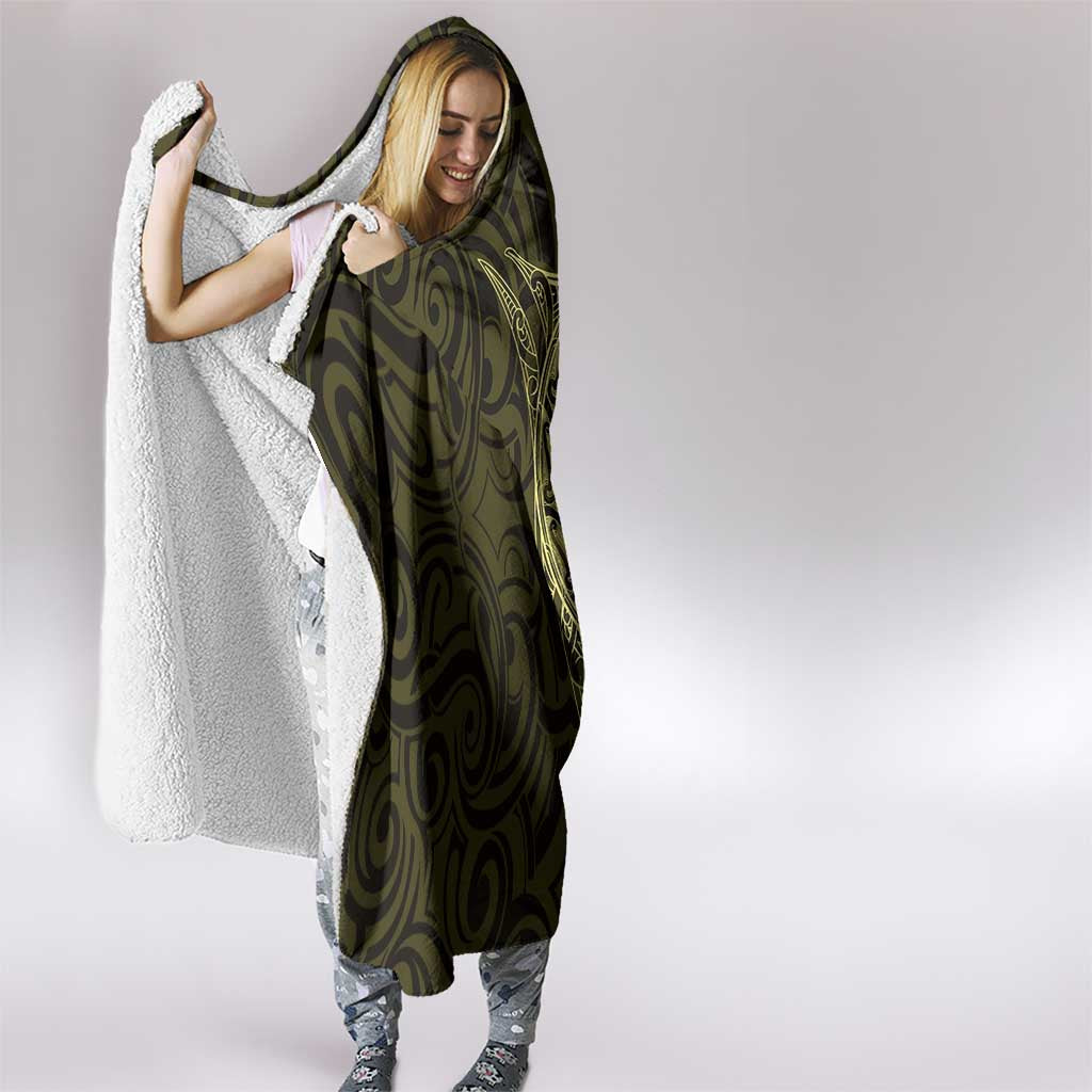 New Zealand Skull Darts Hooded Blanket Aotearoa Maori Chest Tattoo Stylized Gold - Aussie Hoodie