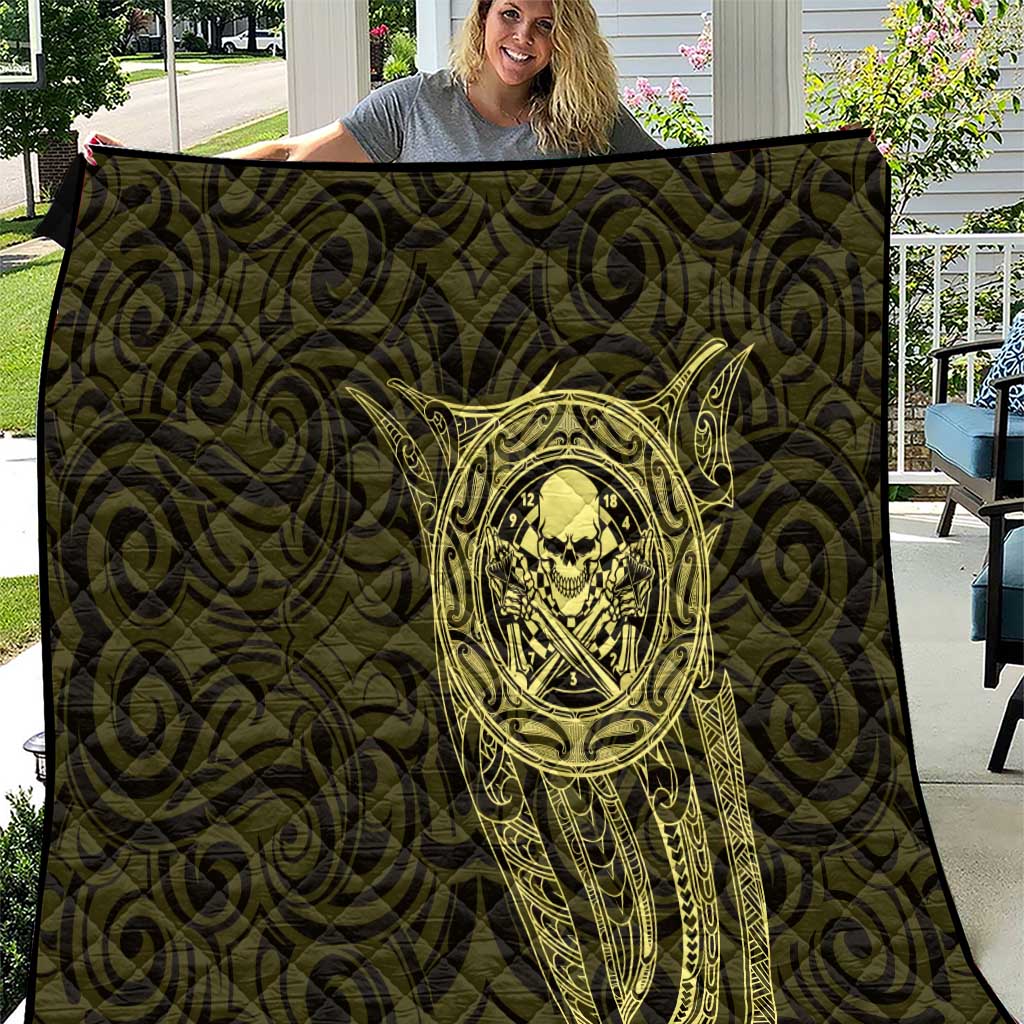 New Zealand Skull Darts Quilt Aotearoa Maori Chest Tattoo Stylized Gold - Aussie Hoodie