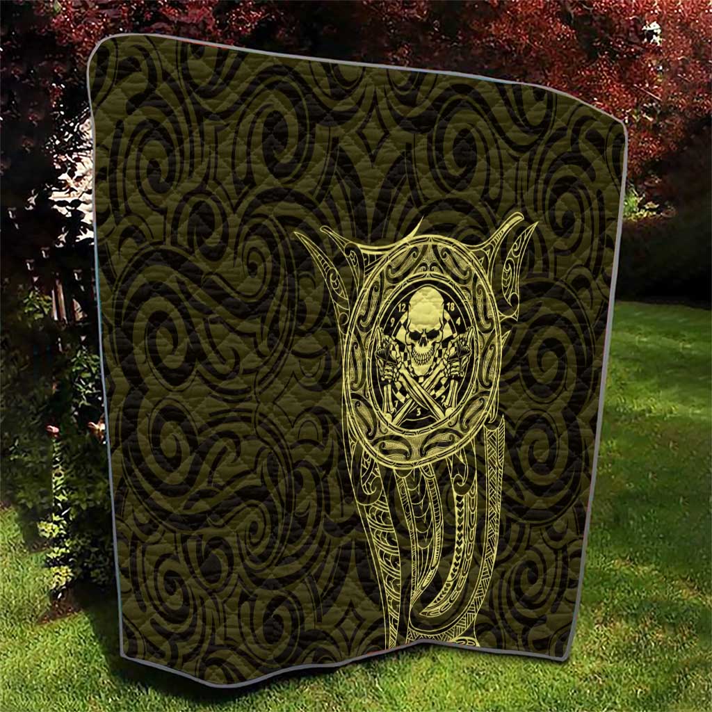 New Zealand Skull Darts Quilt Aotearoa Maori Chest Tattoo Stylized Gold - Aussie Hoodie