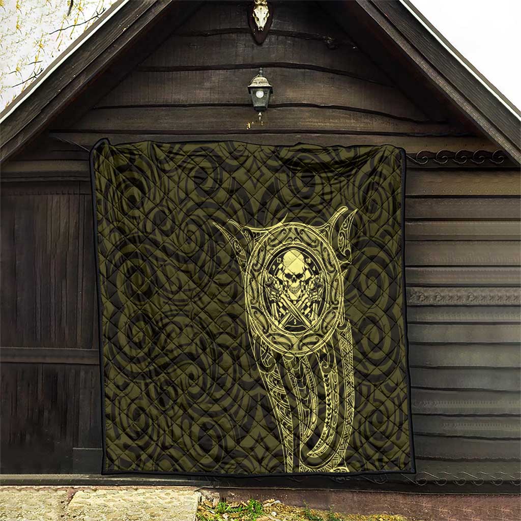 New Zealand Skull Darts Quilt Aotearoa Maori Chest Tattoo Stylized Gold - Aussie Hoodie