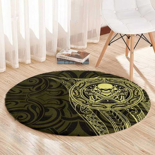 New Zealand Skull Darts Round Carpet Aotearoa Maori Chest Tattoo Stylized Gold - Aussie Hoodie