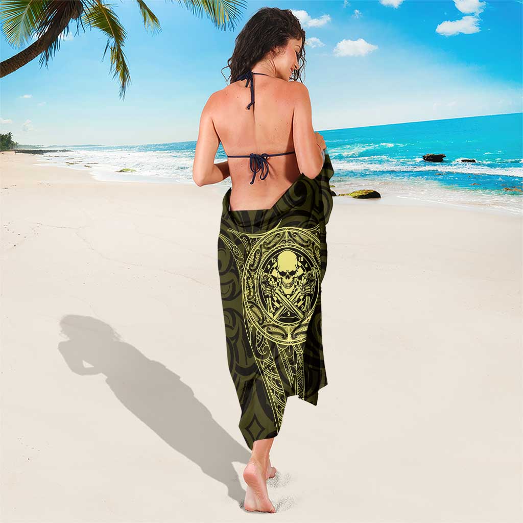 New Zealand Skull Darts Sarong Aotearoa Maori Chest Tattoo Stylized Gold - Aussie Hoodie