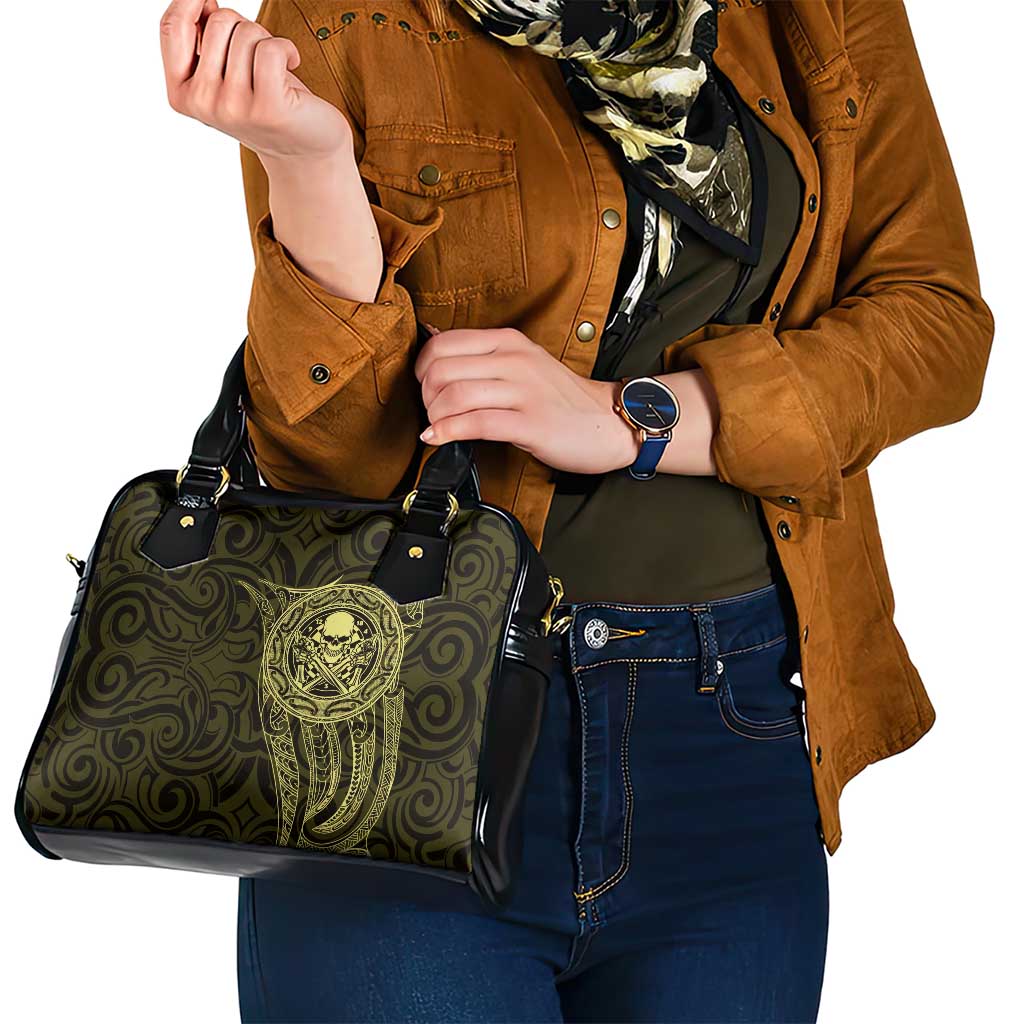 New Zealand Skull Darts Shoulder Handbag Aotearoa Maori Chest Tattoo Stylized Gold - Aussie Hoodie