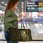 New Zealand Skull Darts Travel Bag Aotearoa Maori Chest Tattoo Stylized Gold - Aussie Hoodie