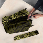 New Zealand Skull Darts Umbrella Aotearoa Maori Chest Tattoo Stylized Gold - Aussie Hoodie
