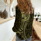New Zealand Skull Darts Women Casual Shirt Aotearoa Maori Chest Tattoo Stylized Gold - Aussie Hoodie