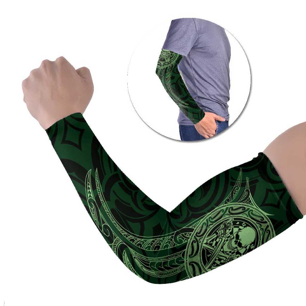 New Zealand Skull Darts Arm Sleeves Aotearoa Maori Chest Tattoo Stylized Green - Aussie Hoodie