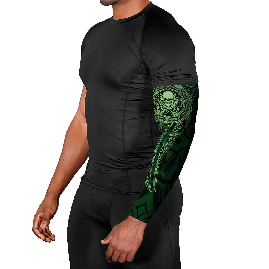 New Zealand Skull Darts Arm Sleeves Aotearoa Maori Chest Tattoo Stylized Green - Aussie Hoodie