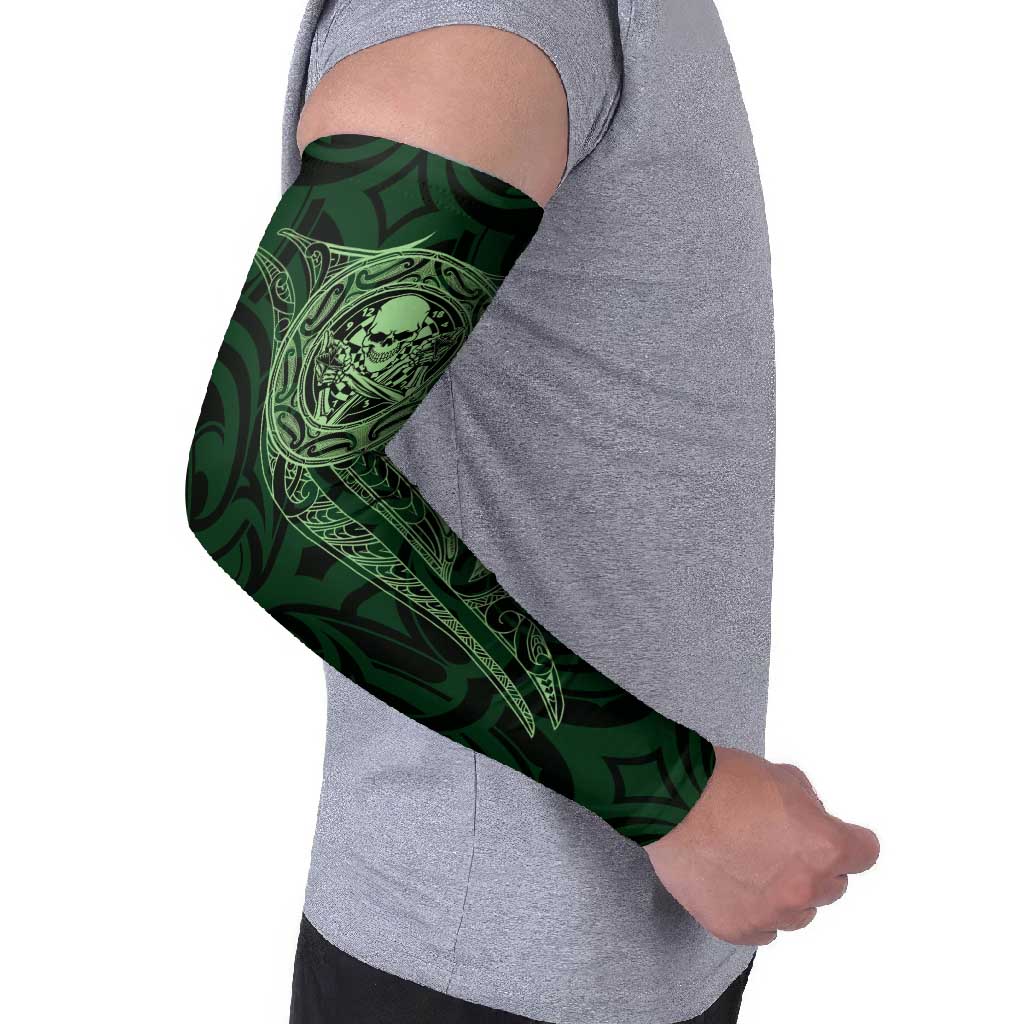 New Zealand Skull Darts Arm Sleeves Aotearoa Maori Chest Tattoo Stylized Green - Aussie Hoodie