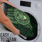 New Zealand Skull Darts Bathroom Set Aotearoa Maori Chest Tattoo Stylized Green - Aussie Hoodie