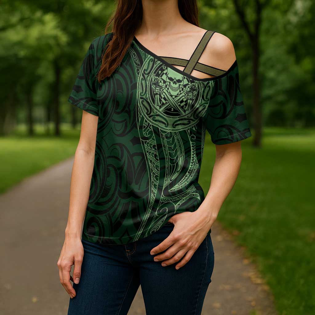 New Zealand Skull Darts Cross Shoulder Shirt Aotearoa Maori Chest Tattoo Stylized Green - Aussie Hoodie
