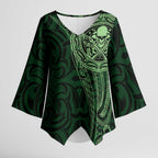 New Zealand Skull Darts Kimono Sleeve Blouse Aotearoa Maori Chest Tattoo Stylized Green - Aussie Hoodie