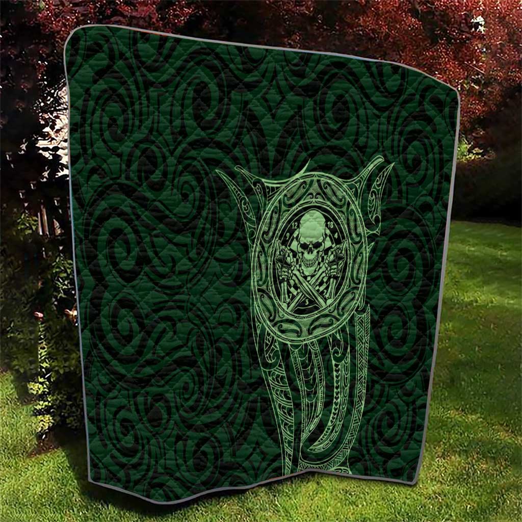 New Zealand Skull Darts Quilt Aotearoa Maori Chest Tattoo Stylized Green - Aussie Hoodie