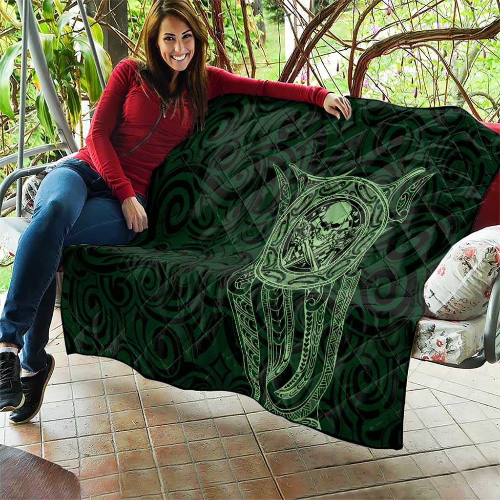 New Zealand Skull Darts Quilt Aotearoa Maori Chest Tattoo Stylized Green - Aussie Hoodie