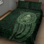 New Zealand Skull Darts Quilt Bed Set Aotearoa Maori Chest Tattoo Stylized Green - Aussie Hoodie
