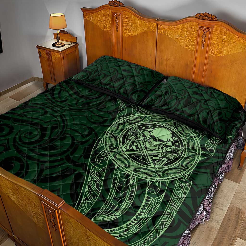 New Zealand Skull Darts Quilt Bed Set Aotearoa Maori Chest Tattoo Stylized Green - Aussie Hoodie