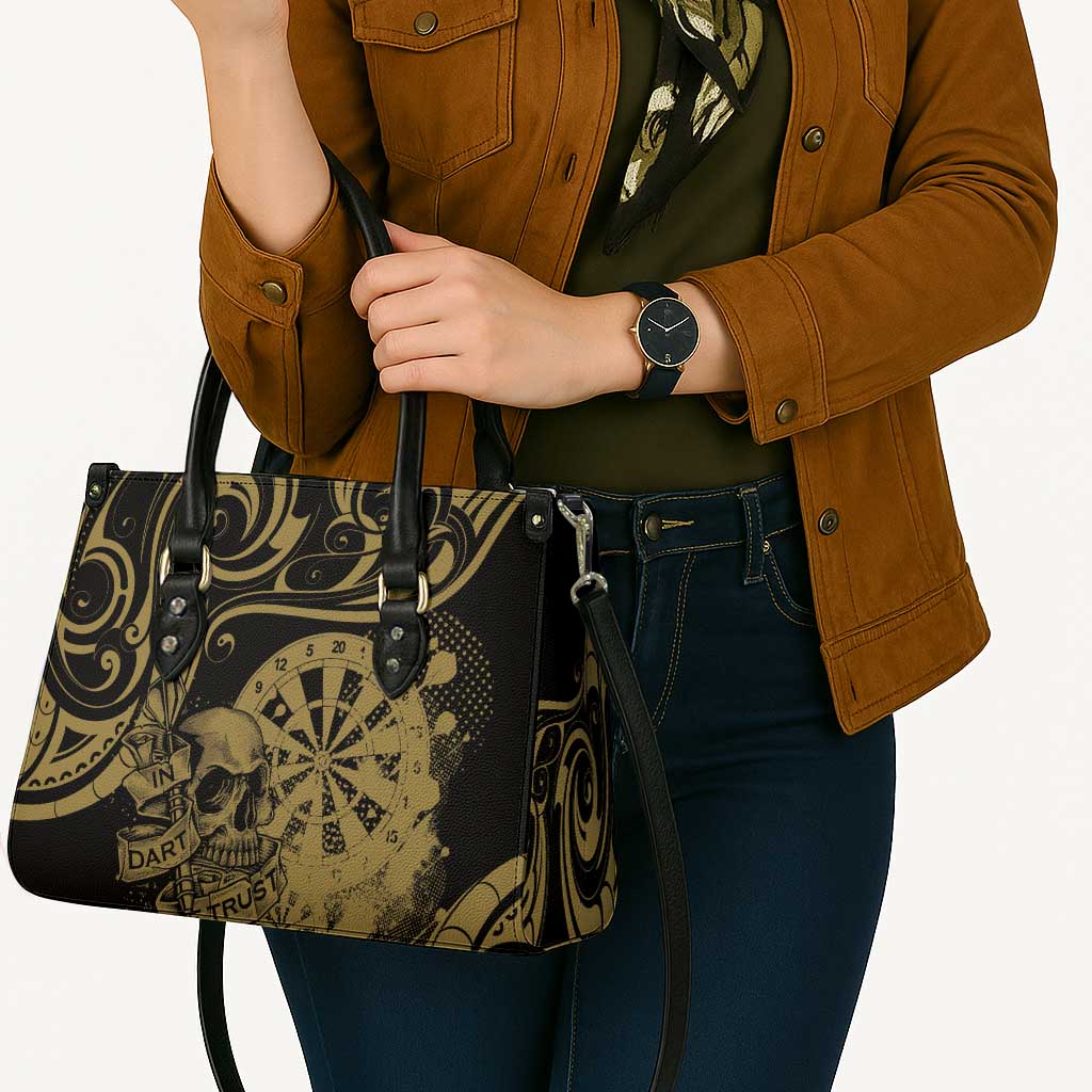 New Zealand Darts Leather Bag Skull In Dart We Trust Maori Pattern - Aussie Hoodie