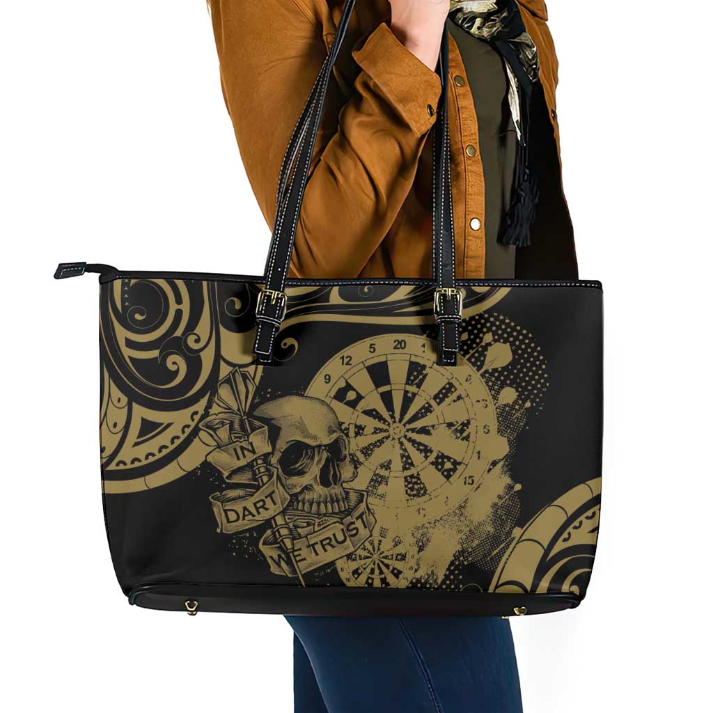 New Zealand Darts Leather Tote Bag Skull In Dart We Trust Maori Pattern - Aussie Hoodie