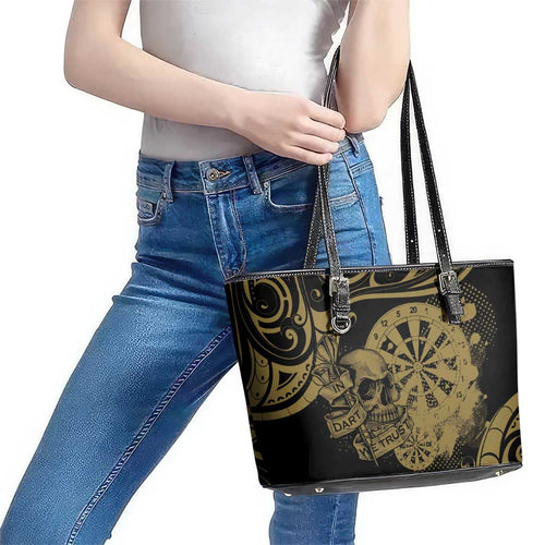 New Zealand Darts Leather Tote Bag Skull In Dart We Trust Maori Pattern - Aussie Hoodie