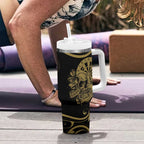 New Zealand Darts Tumbler With Handle Skull In Dart We Trust Maori Pattern - Aussie Hoodie