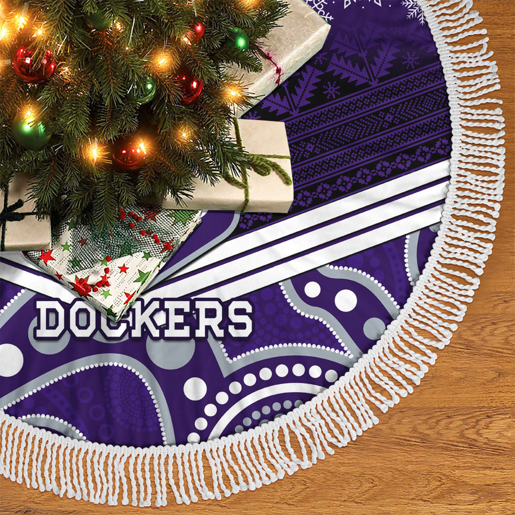 dockers-football-christmas-tree-skirt-merry-xmas-2023-mix-aboriginal-art