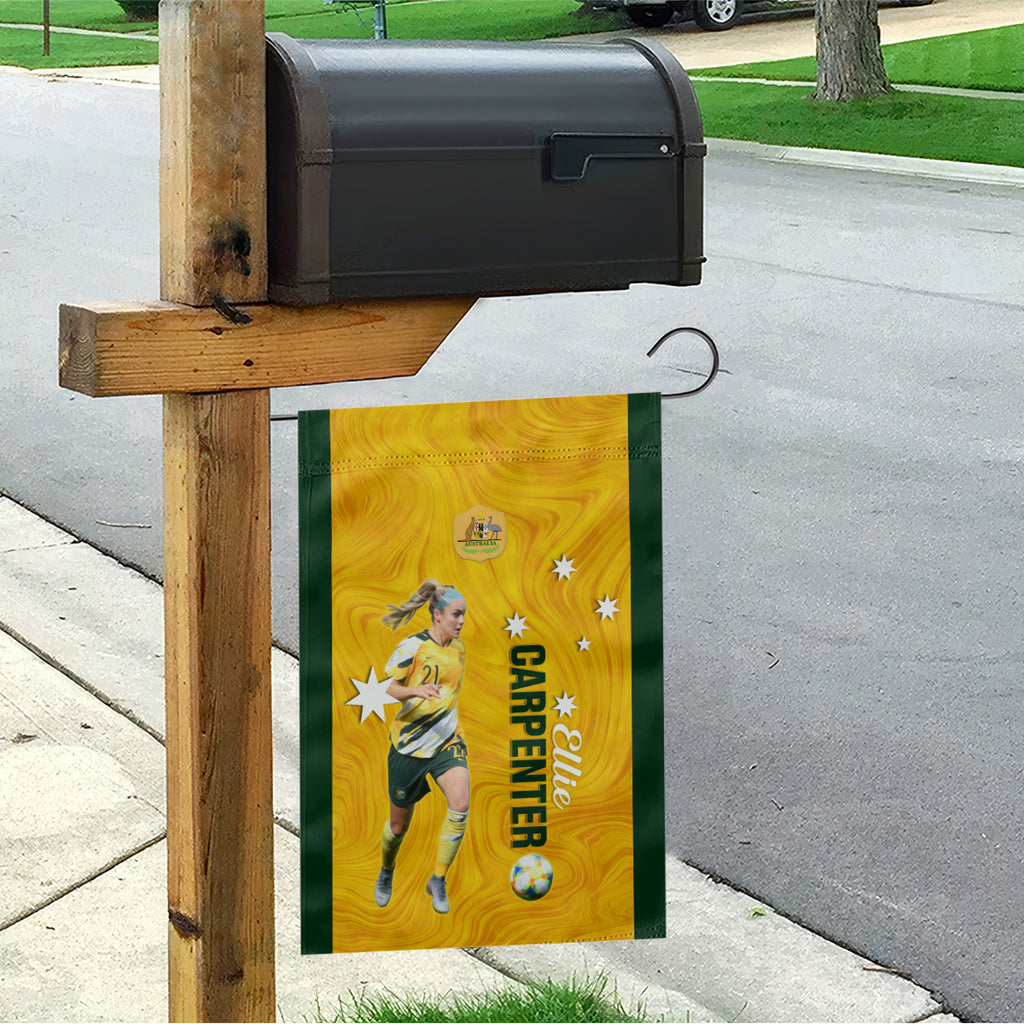 australia-soccer-garden-flag-ellie-carpenter-matildas-gold-version