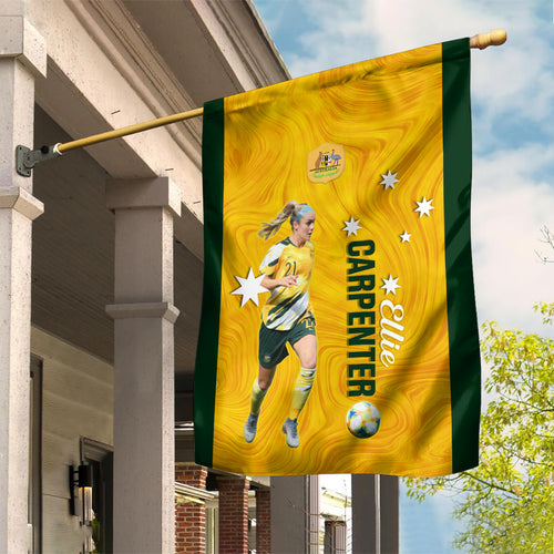 australia-soccer-garden-flag-ellie-carpenter-matildas-gold-version