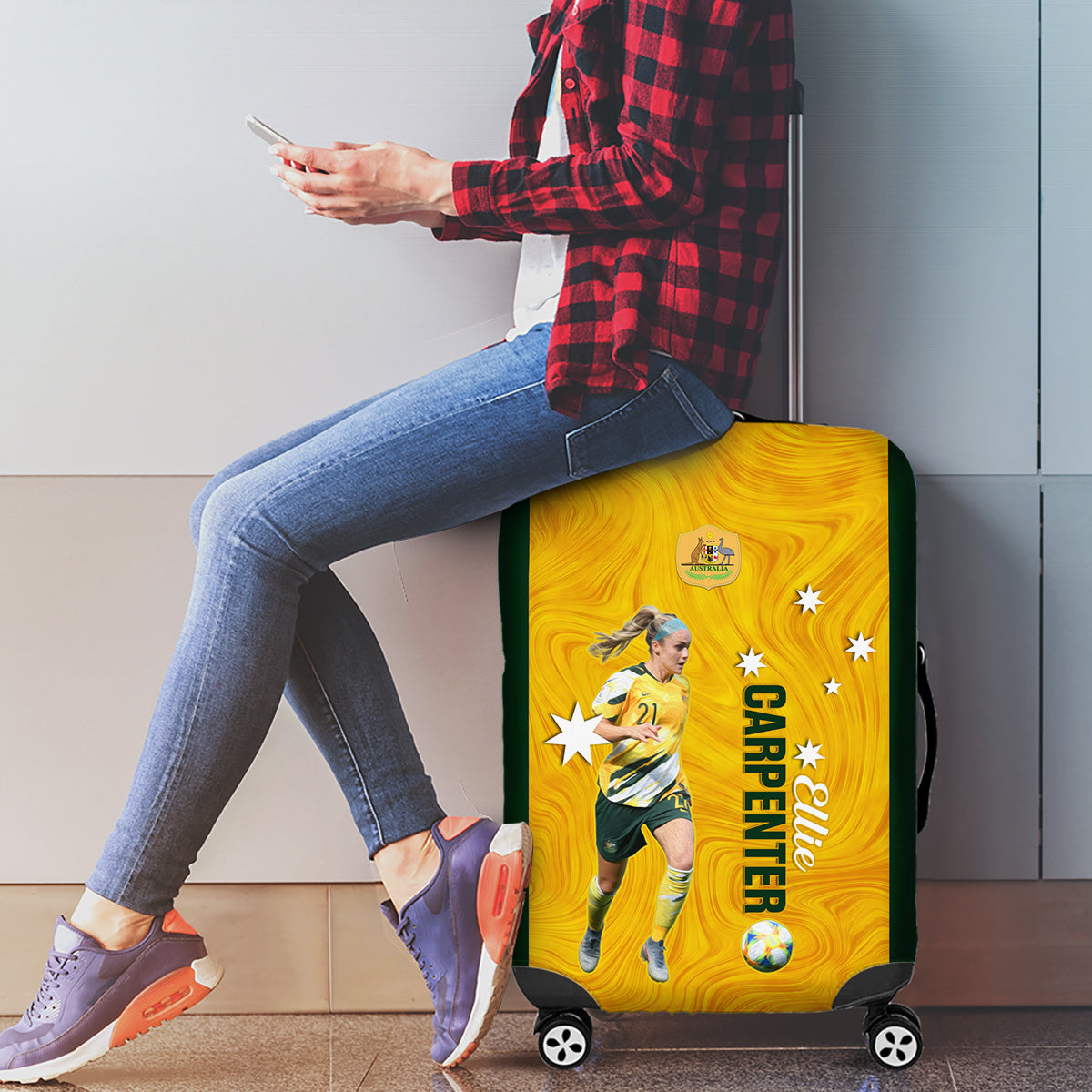 australia-soccer-luggage-cover-ellie-carpenter-matildas-gold-version